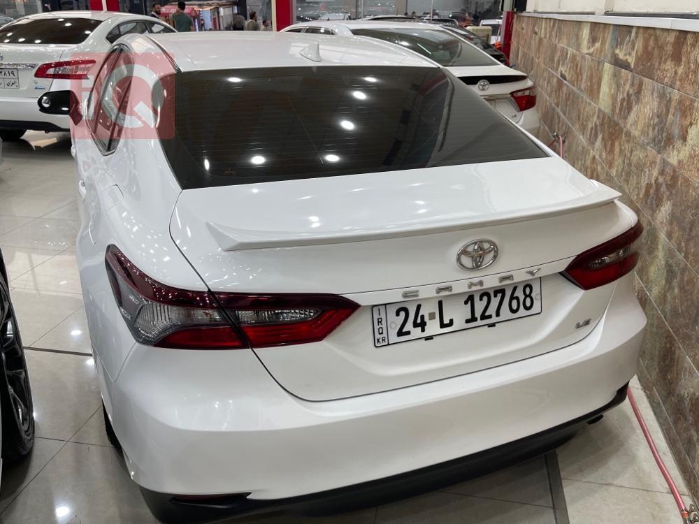 تۆیۆتا کامری